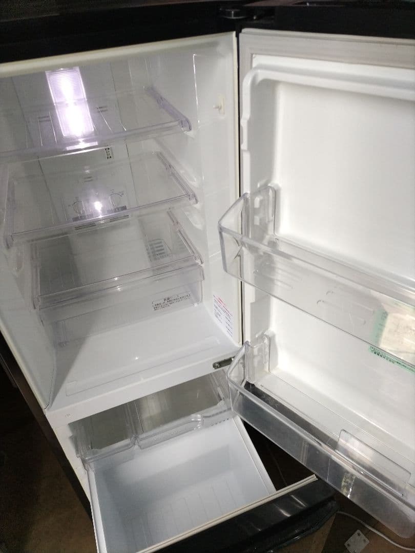 札幌市近郊の方限定！送料無料！三菱 冷蔵庫 MR-P15Y-B 146L