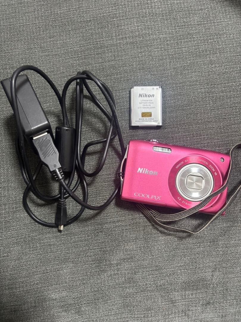 Nikon COOLPIX S3300 デジタルカメラ