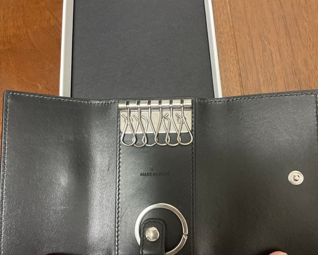 CELINE ブラックレザーキーケース