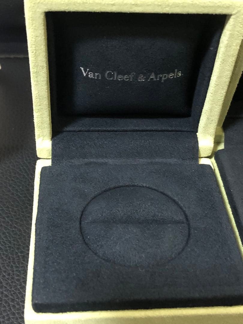 ヴァンクリーフ&アーペル　リングケース