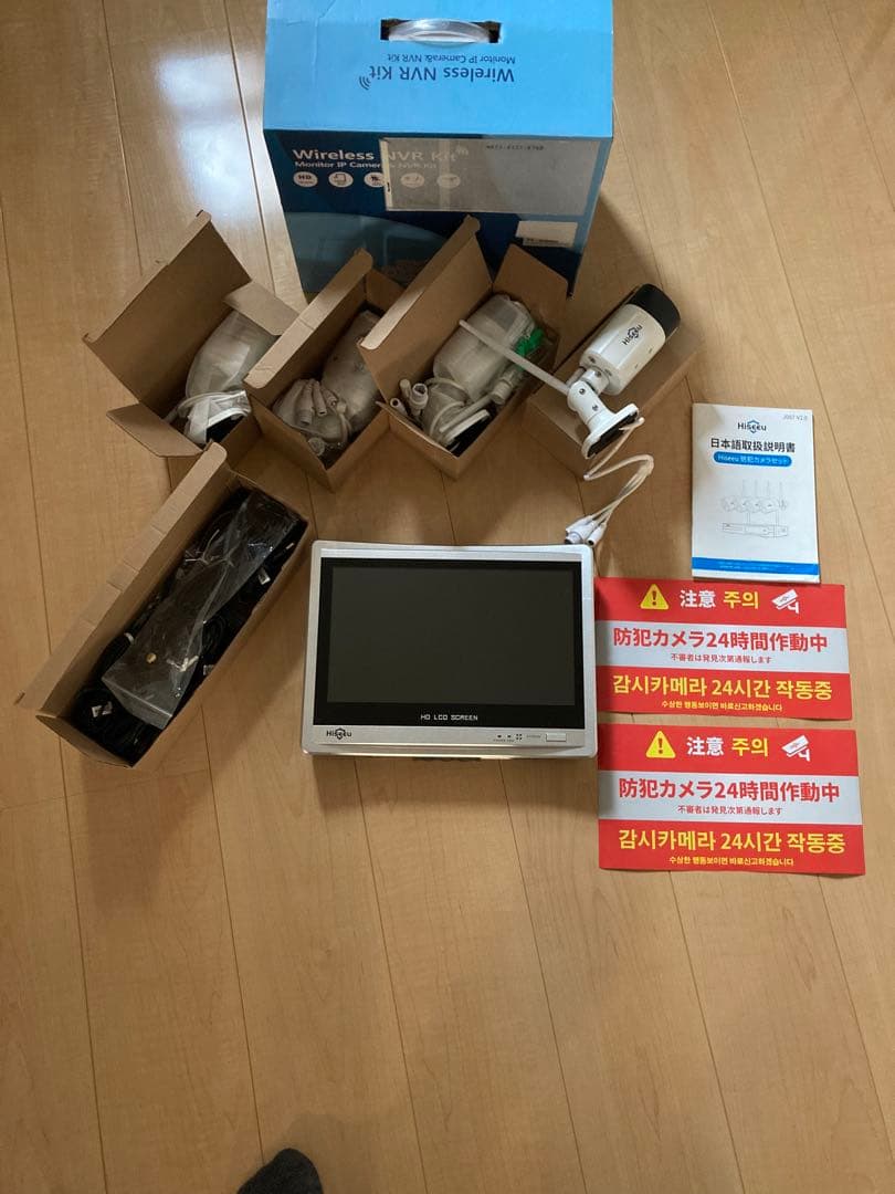 12インチ液晶一体型3TBHDD内蔵NVR カメラ4台セット