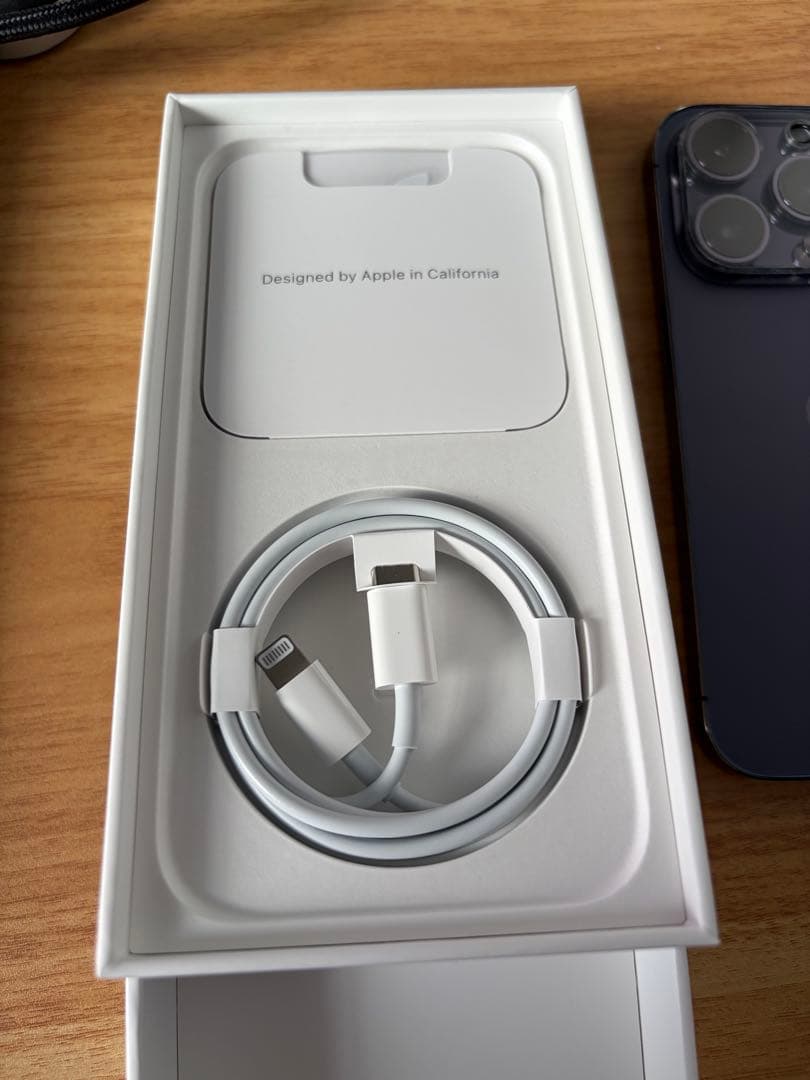 【美品】simフリー iPhone 14pro 256GB ディープパープル