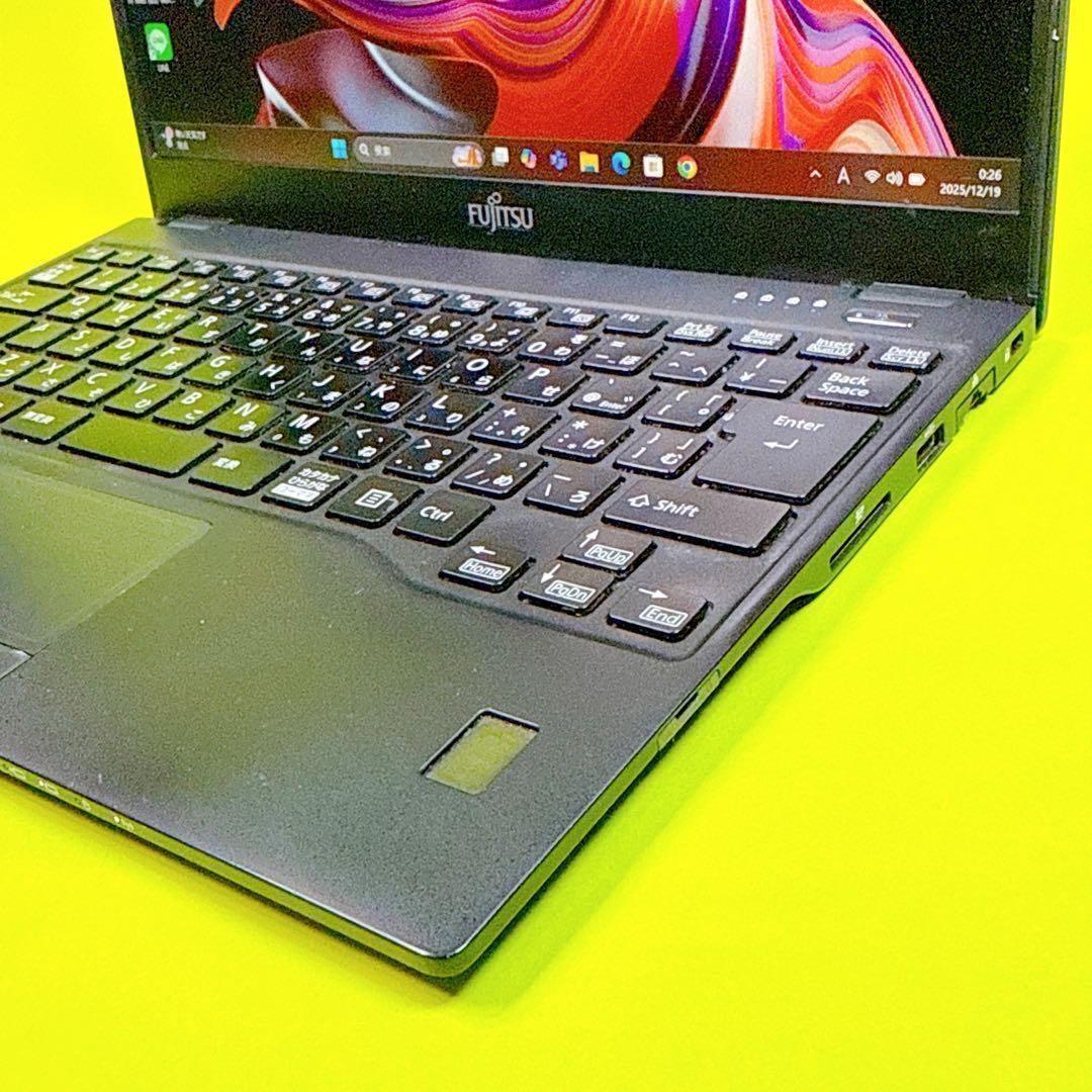 SSD‼️core i7⭐️16GB⭐️windows11 ノートパソコン薄型