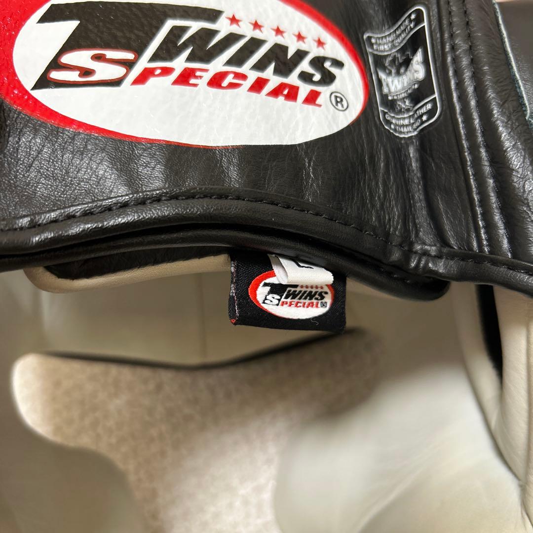 TWINS SPECIAL ブラック　ヘッドギア　キックボクシング　格闘技