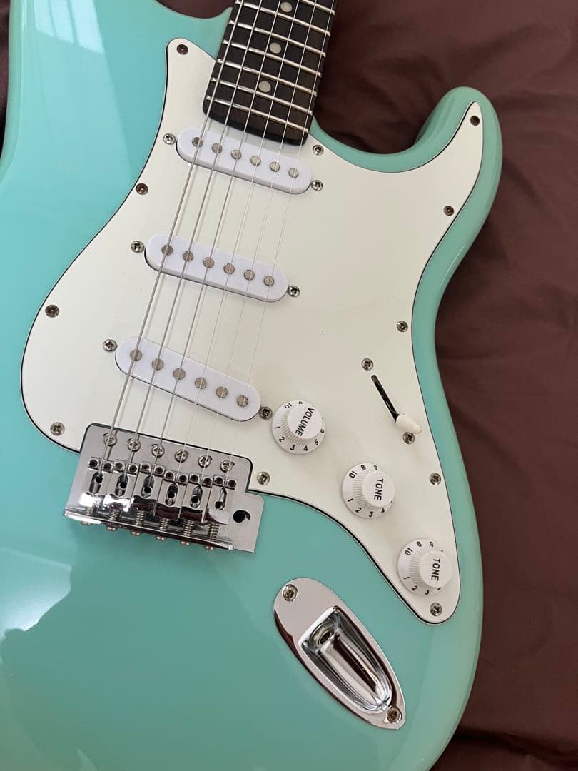 【調整済】Bacchus バッカス　ストラト　エレキギター