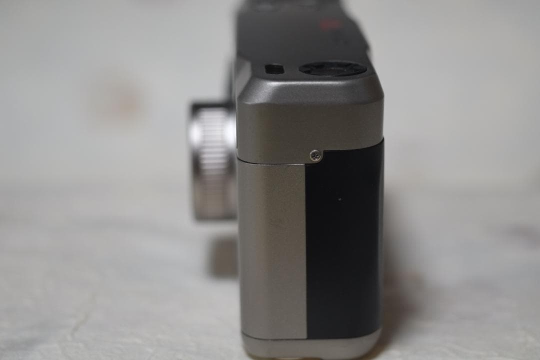 CONTAX T2 シルバー レンジファインダーカメラ