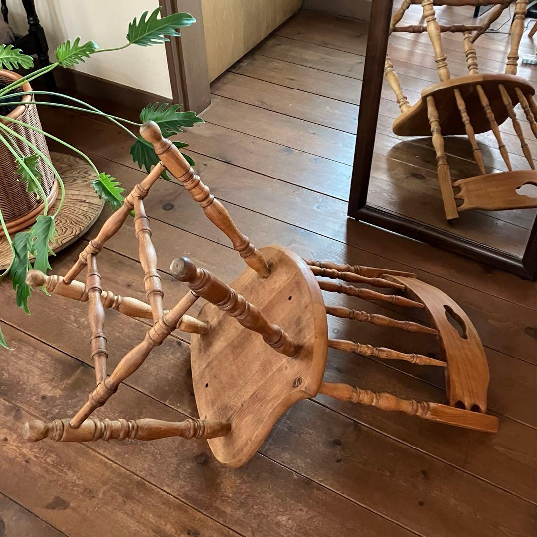 直*美様 昭和レトロな椅子 オシャレなデザインの 丈夫な木製美品です