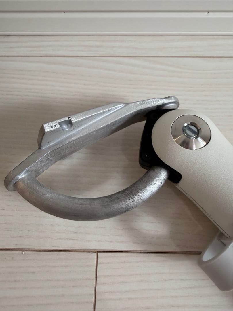 Flo Monitor Arm ハーマンミラー モニターアーム VESA対応