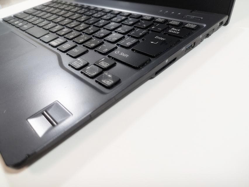 【すぐ売れる】軽量小型ノートパソコン✨新品SSD256GB✨win11✨オフィス