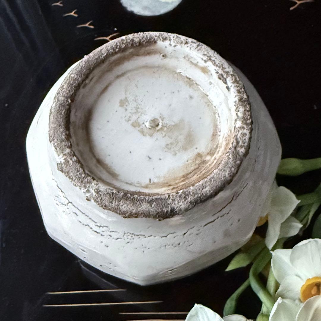 108様感謝‼️大陸の息吹‼️書人の心　染付草花文時代染付水注　水滴一点