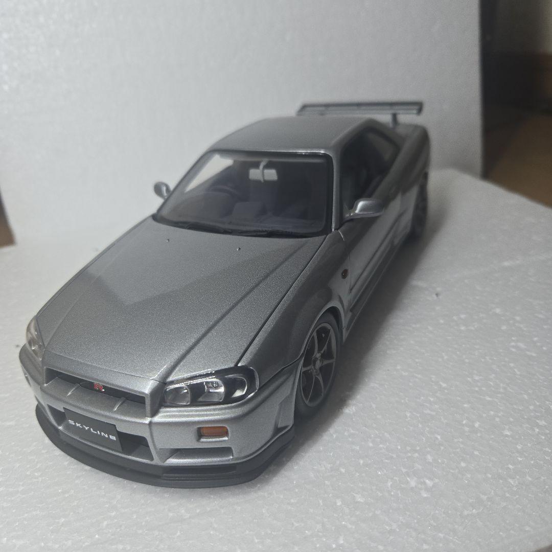 NISSAN　GT-R (R34)