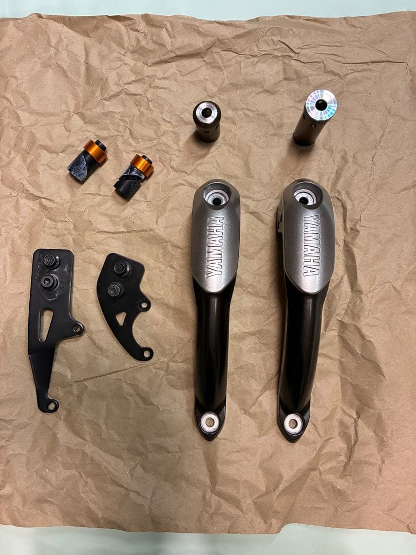 MT-09 SP 純正 ワイズギア サイドプロテクター エンジンガード 美品