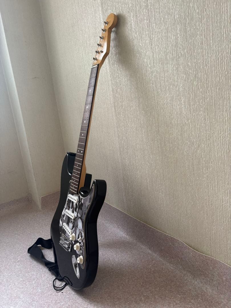 エレキギター ブラック 3ピックアップ　　　　 美品