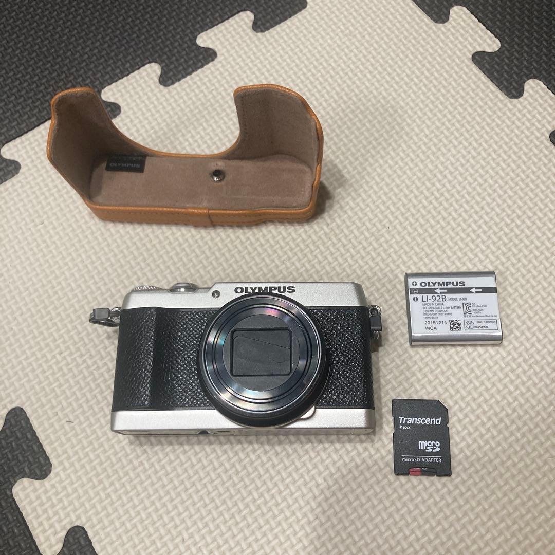 オリンパス コンパクトデジタルカメラSH-3 ブラック シルバーボディ