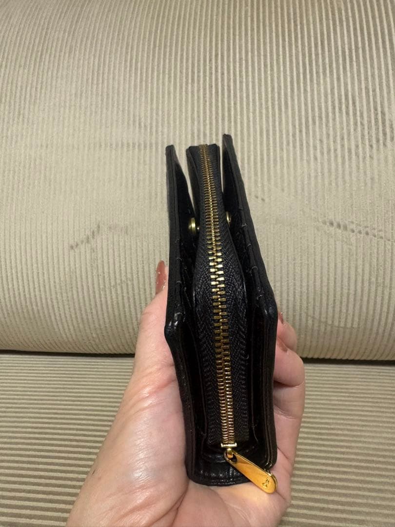 Dior ロゴ柄 二つ折り財布 ノーブランド