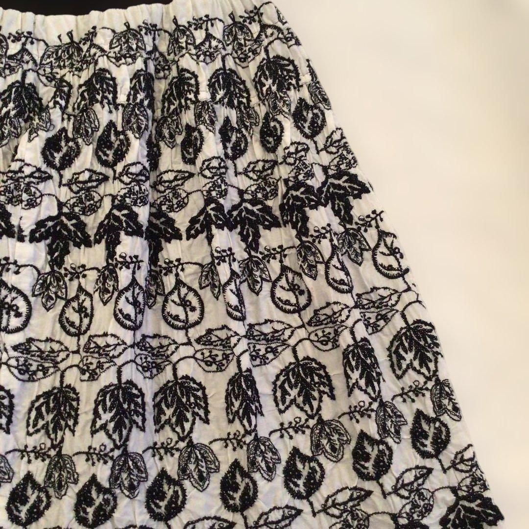 miyaco ミヤコ　レース　刺繍　スカート