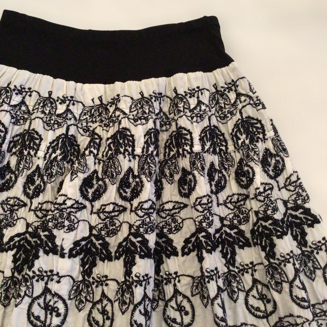 miyaco ミヤコ　レース　刺繍　スカート