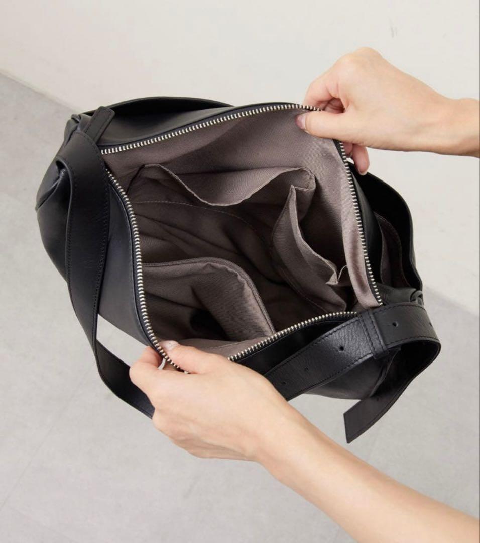 ear PAPILLONNER イアパピヨネ　スワローマルチショルダーバッグ