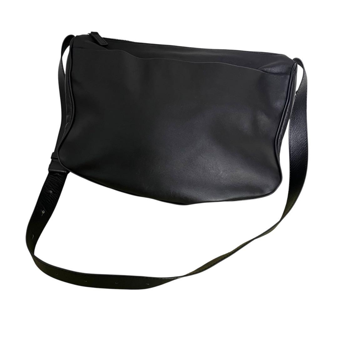 ear PAPILLONNER イアパピヨネ　スワローマルチショルダーバッグ