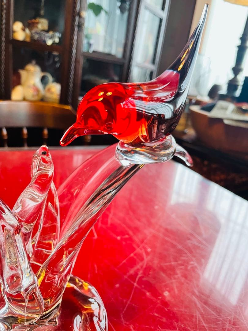 【美品】赤色　レッドガラス 小鳥　彫刻 置物　インテリア アンティーク