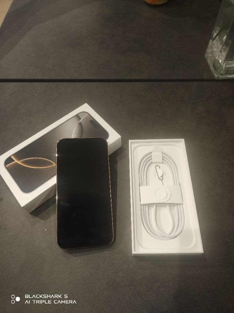 iPhone13pro 256GB SIMフリー 本体