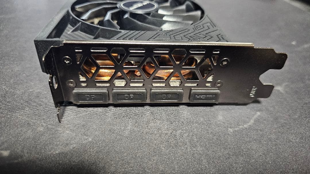 GeForce RTX 4070 玄人志向