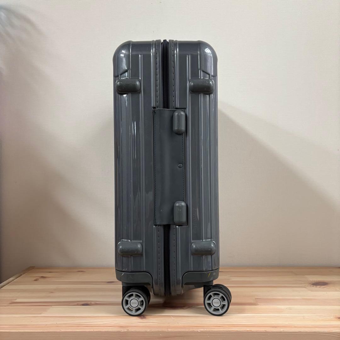 RIMOWA SALSA DELUXE CABIN 35L 4輪　キャリーケース