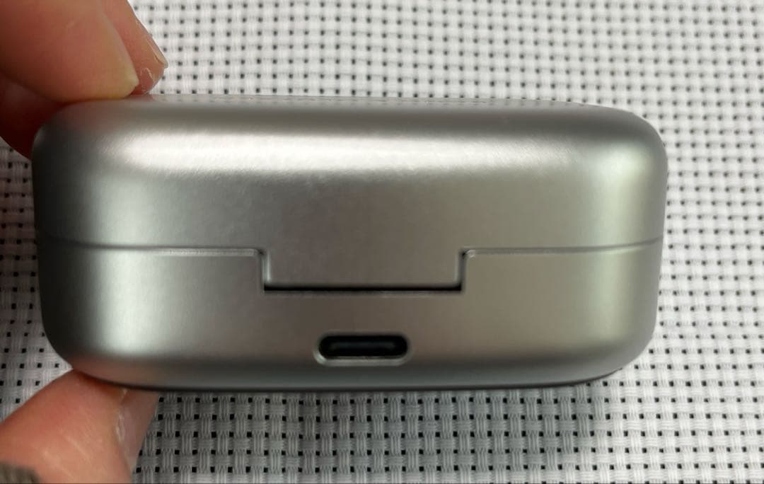 Bang & Olufsen Beoplay Eleven ワイヤレスイヤホン