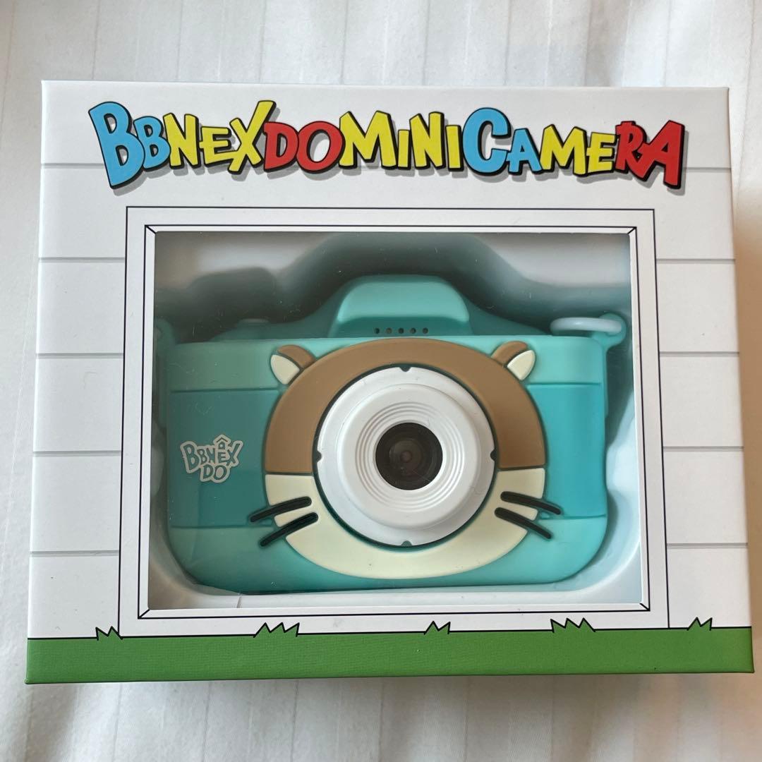 リウ　BOYNEXTDOOR クリスマス　ポップアップ　カメラ　ボネクド