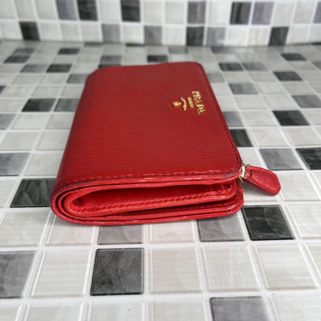 PRADA プラダ 二つ折り財布