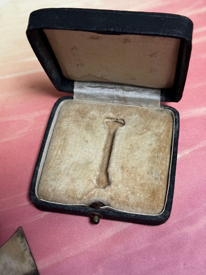 レア品　実物 勲章 本物保证 ケース付き ドイツ　一級鉄十字