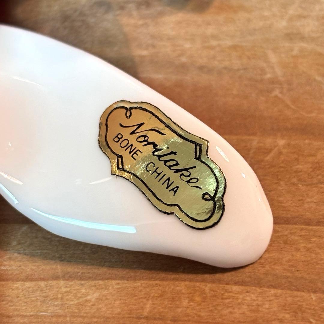 NORITAKE ノリタケ オールドノリタケ ボーンチャイナ 金魚 置物