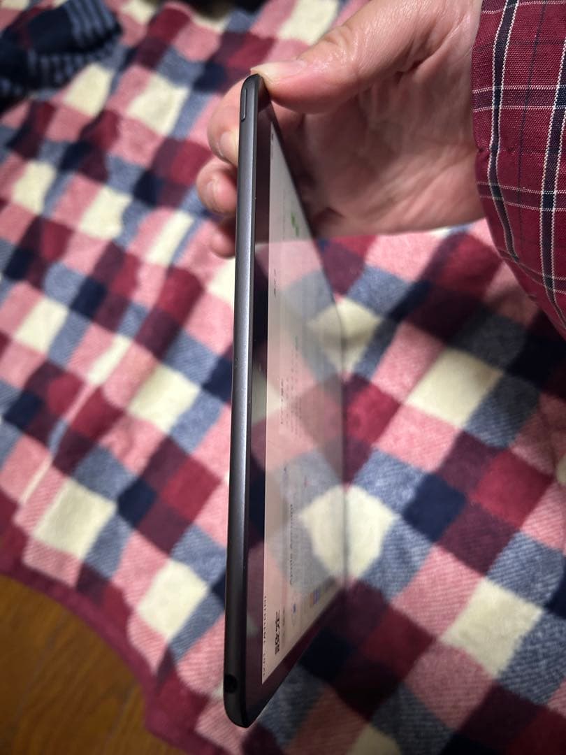 【ジャンク品】Apple iPad Air第3世代　256GB スペースグレー