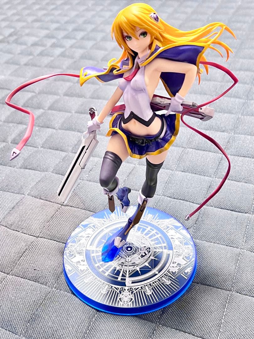 ブレイブルー フィギュア ノエル=ヴァーミリオン