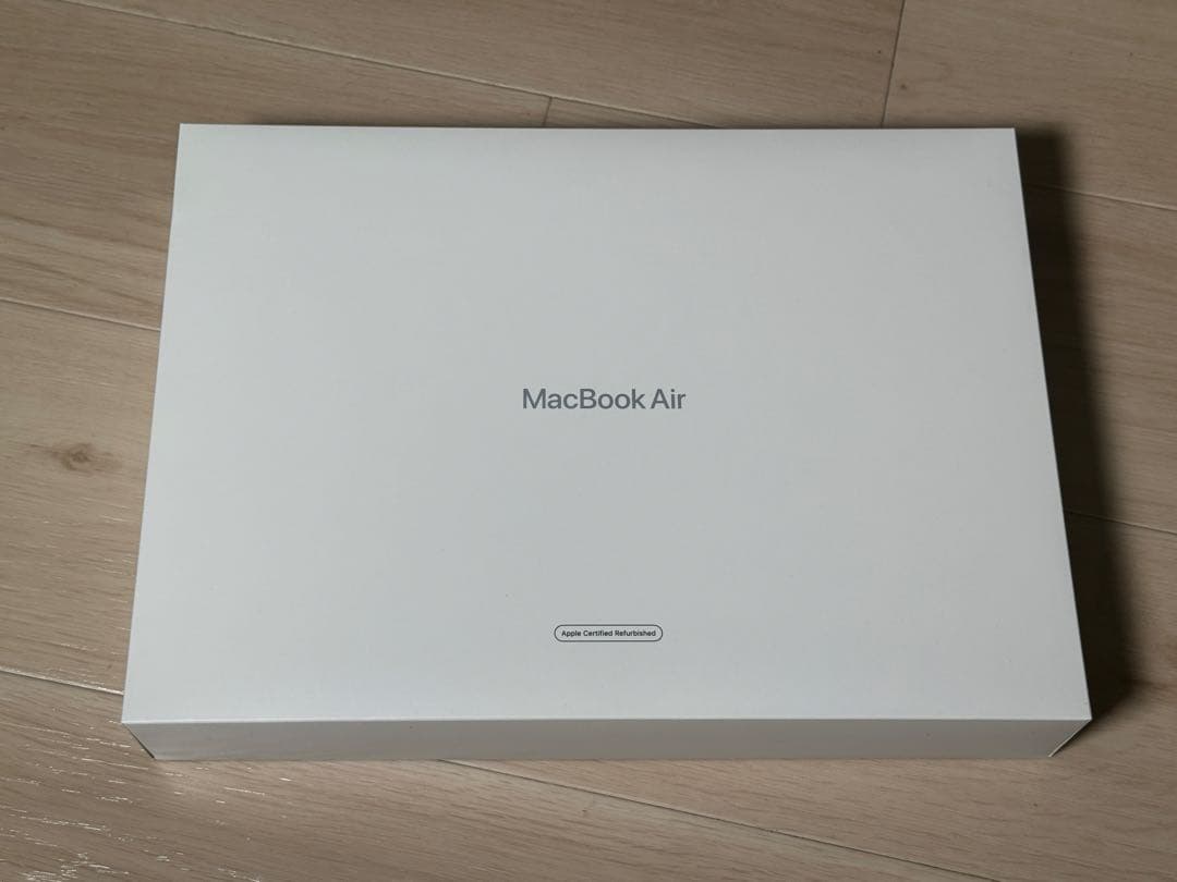 Apple MacBook Air M2 13.6インチスペースグレイ美品