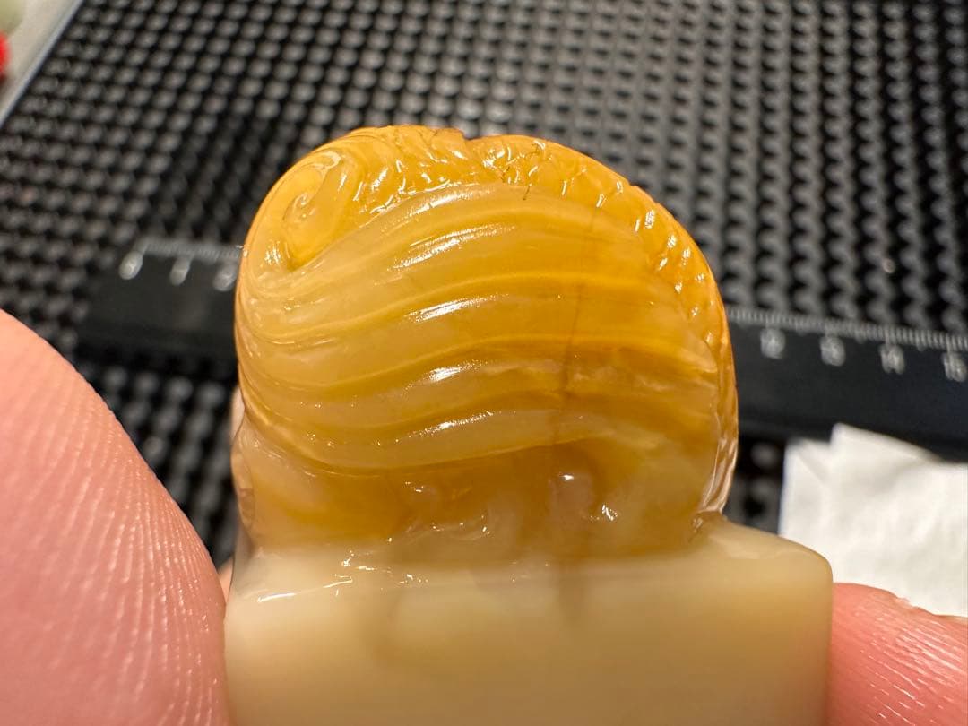 ラオス石　田黄　鳌魚　魚化龍　高級印材　箱付き　篆刻　書道　落款　雅号