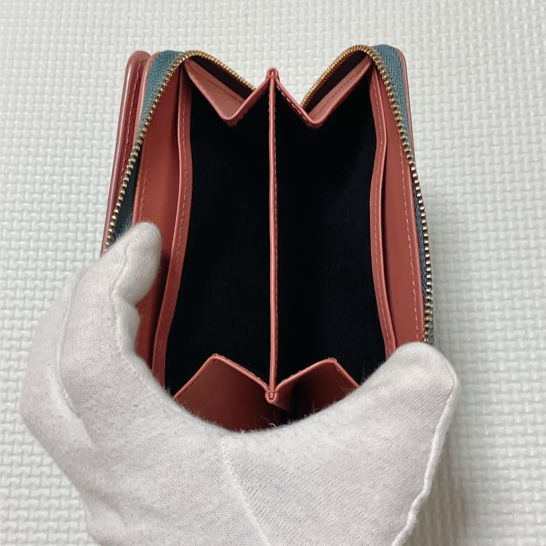 未使用PaulSmithミックスドゥードゥル レザー二つ折り財布　グリーン　緑