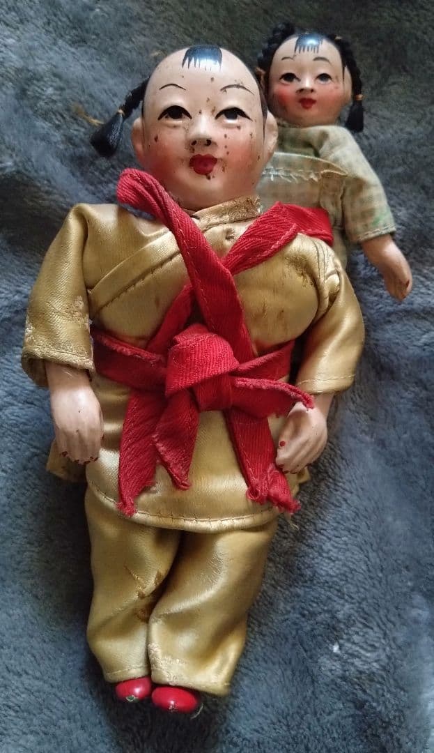 中国骨董　抱っこする姉妹のお人形　2点セット