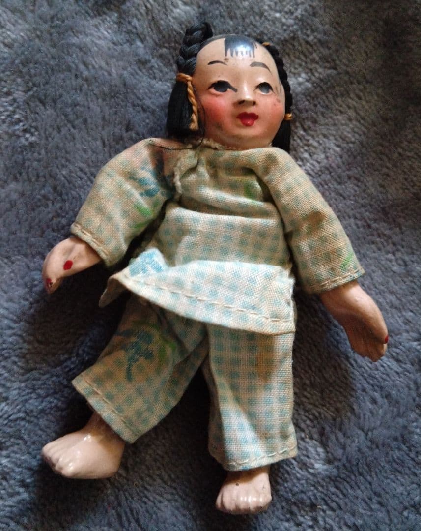 中国骨董　抱っこする姉妹のお人形　2点セット