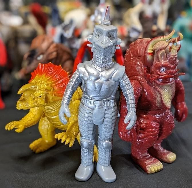ウルトラセブン＆登場怪獣・宇宙人（バンダイ）ソフビ37体セット＋４