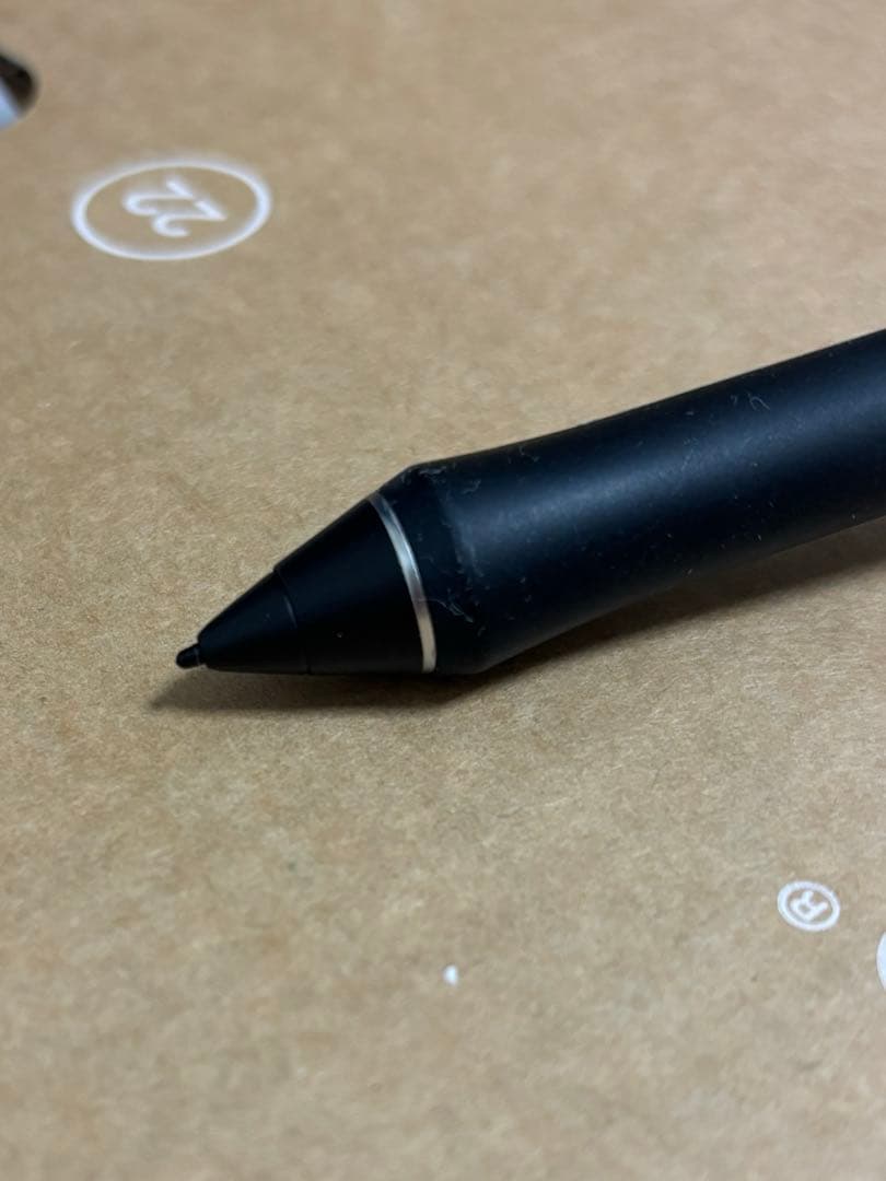 液タブ・ペンタブ Wacom Cintiq22 DTK-2260