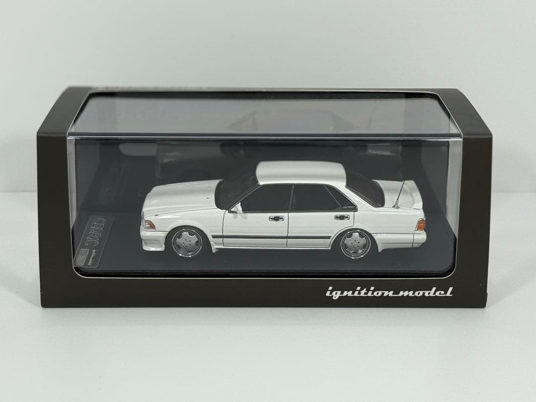 1/43 IG1251 セドリック Y31 Gran Turismo SV