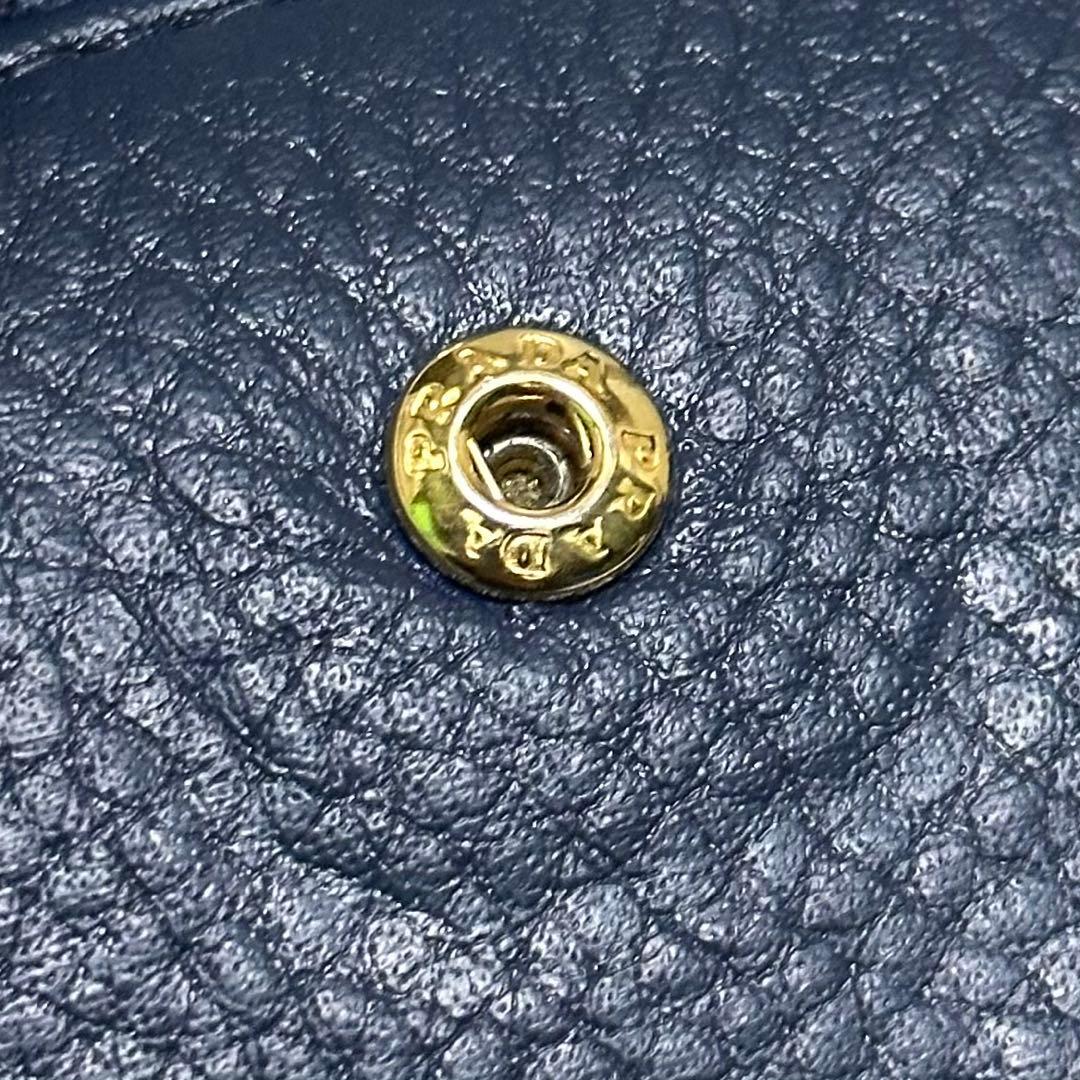PRADA プラダ　折り財布　ラウンドファスナー　ブルー　ゴールドロゴ シボ革