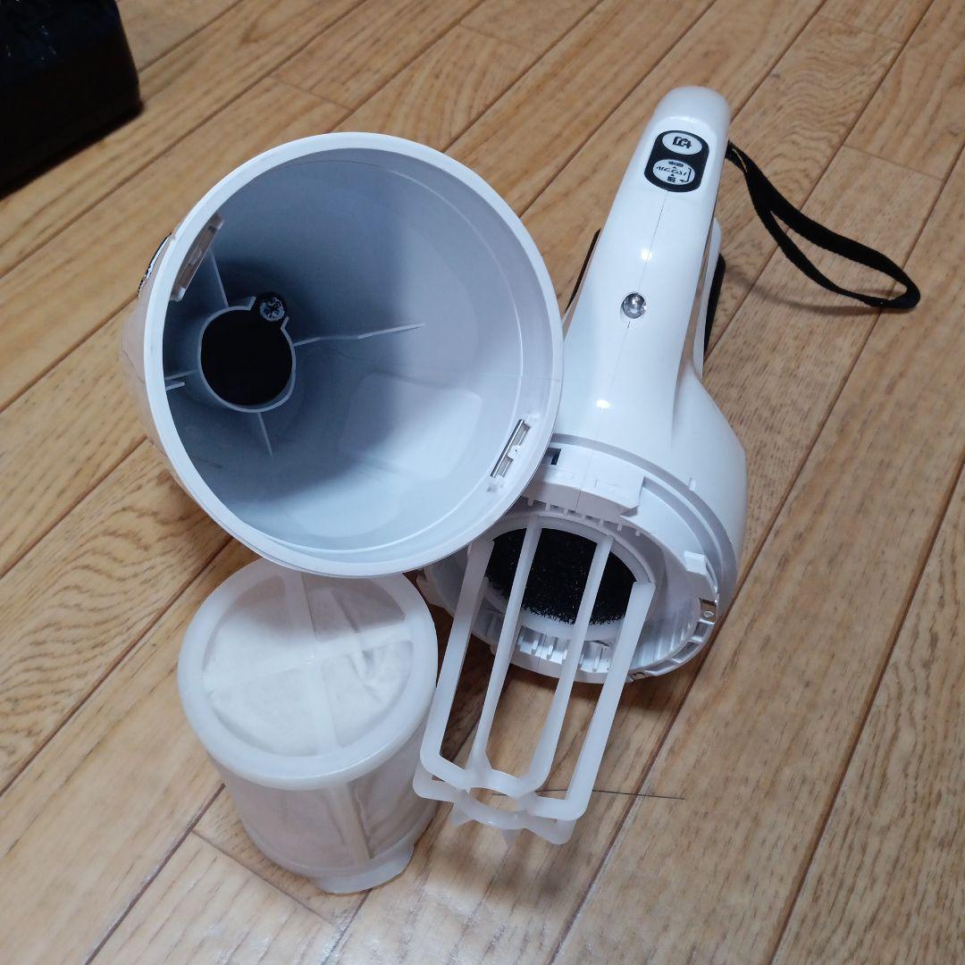 マキタ10.8V充電式クリーナーCL108FD 、純正バッテリー 、純正充電器付