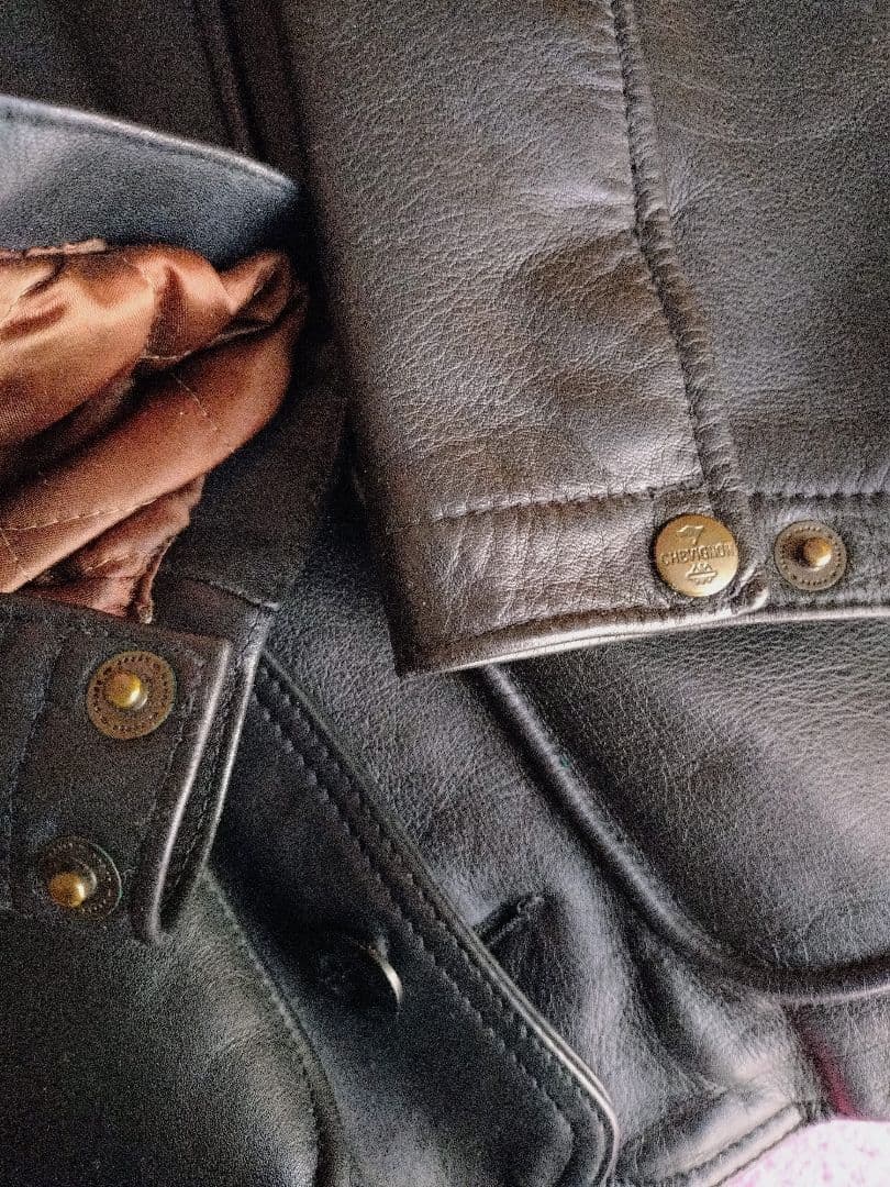 CHEVIGNON シェビニオン 革ジャン レザージャケット 黒 М U美品丈短