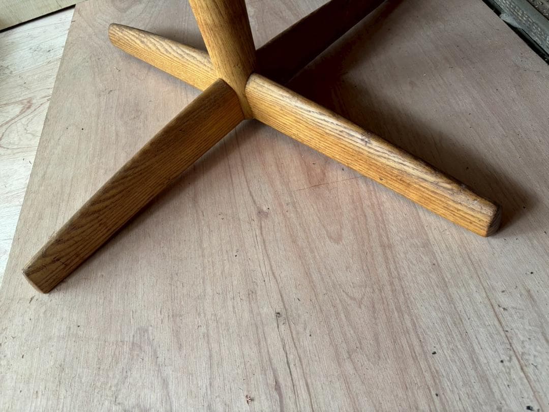 ①飛騨産業　キツツキ　円形テーブル　ダイニングテーブル　ヴィンテージ　インテリア