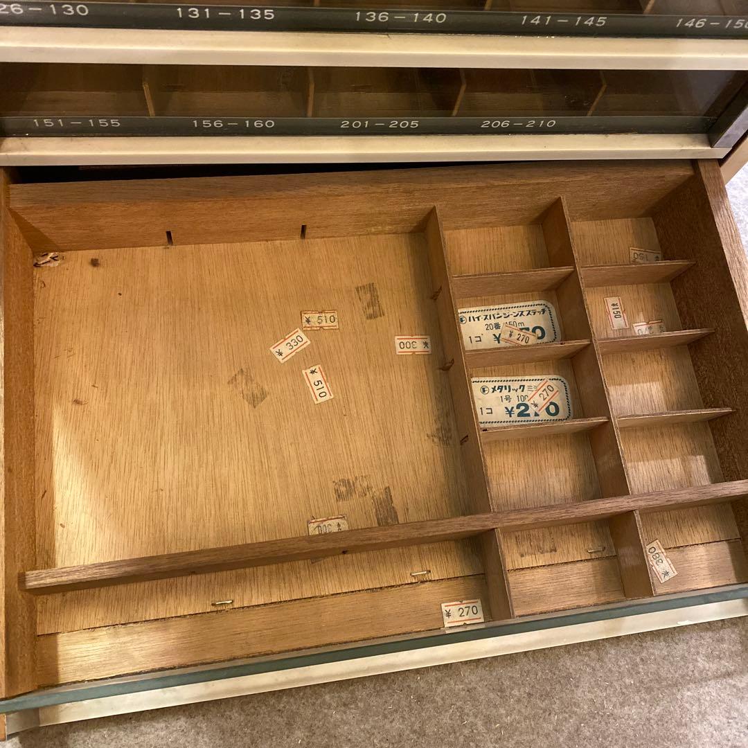 糸陳列棚　タイヤー絹手縫糸ケース　収納棚　アンティーク　レトロ