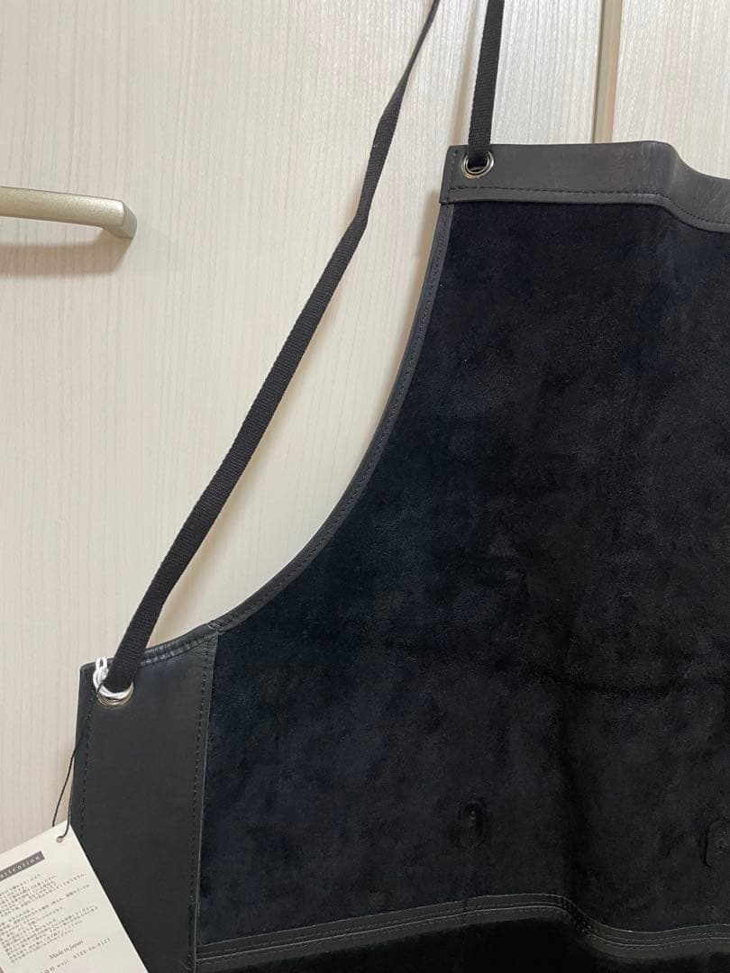 ⚫︎HARE × aruci レザーエプロン