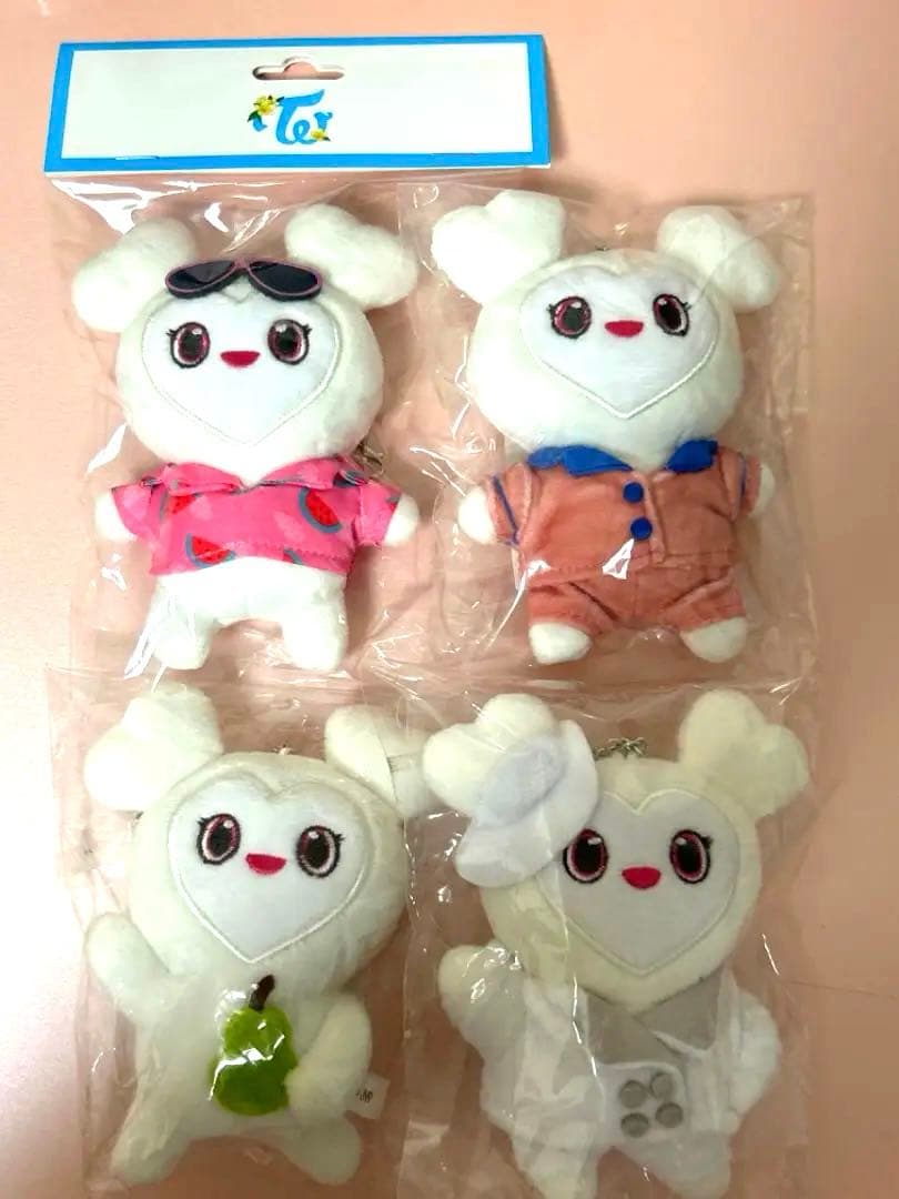 twiceラブリーtwiceダヒョンダブリーバックチャームダブリーキーホルダー