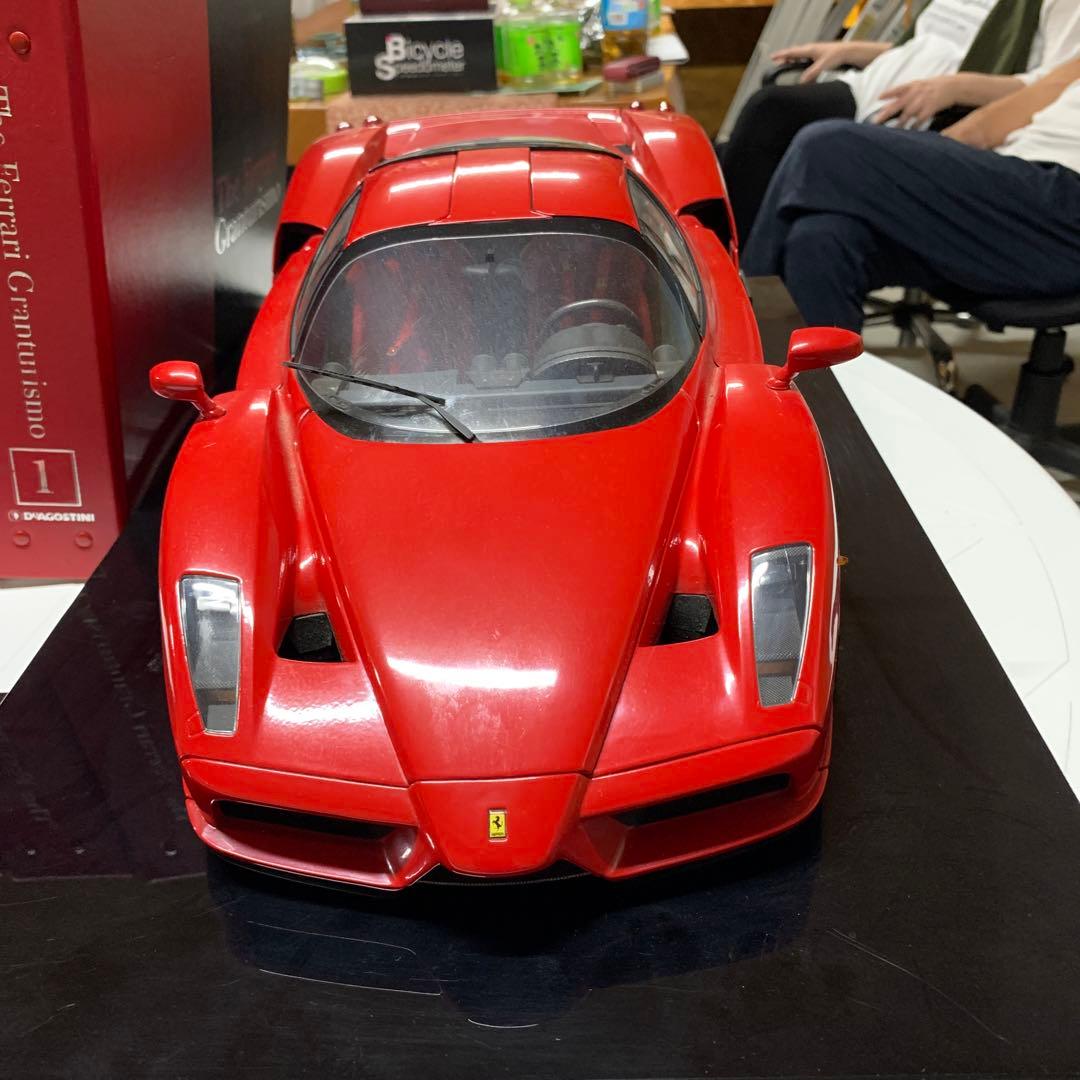 ディアゴスティーニ　エンツォフェラーリ1/10スケールセット